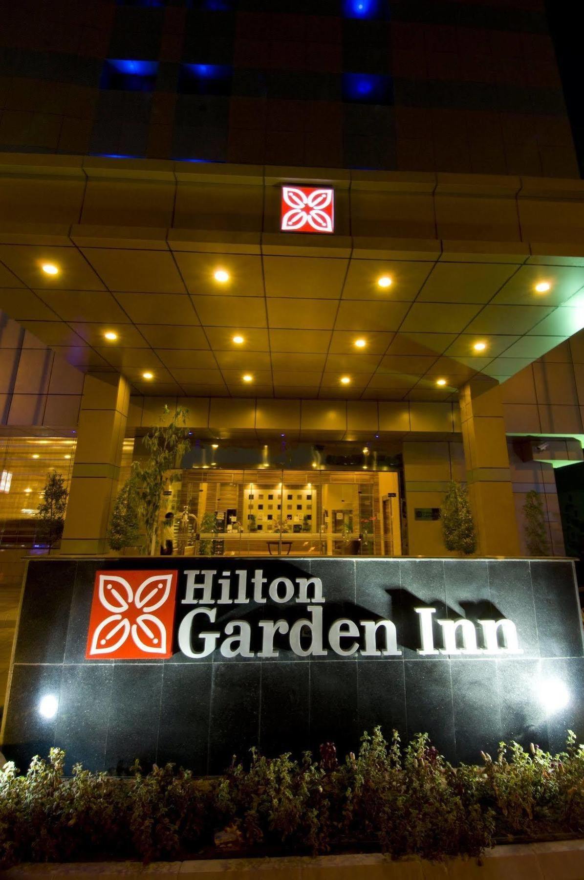 Hilton Garden Inn Riyadh Olaya Екстер'єр фото